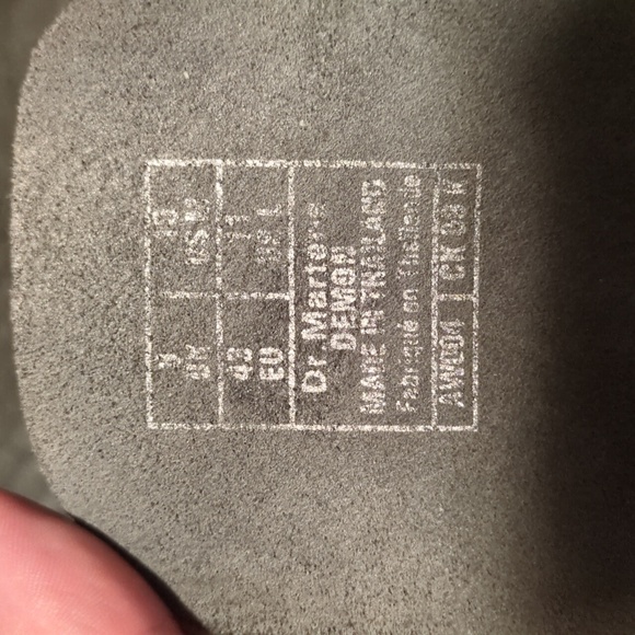 Dr Martens Angel (Demon) Wing Boots - Picture 4 of 5